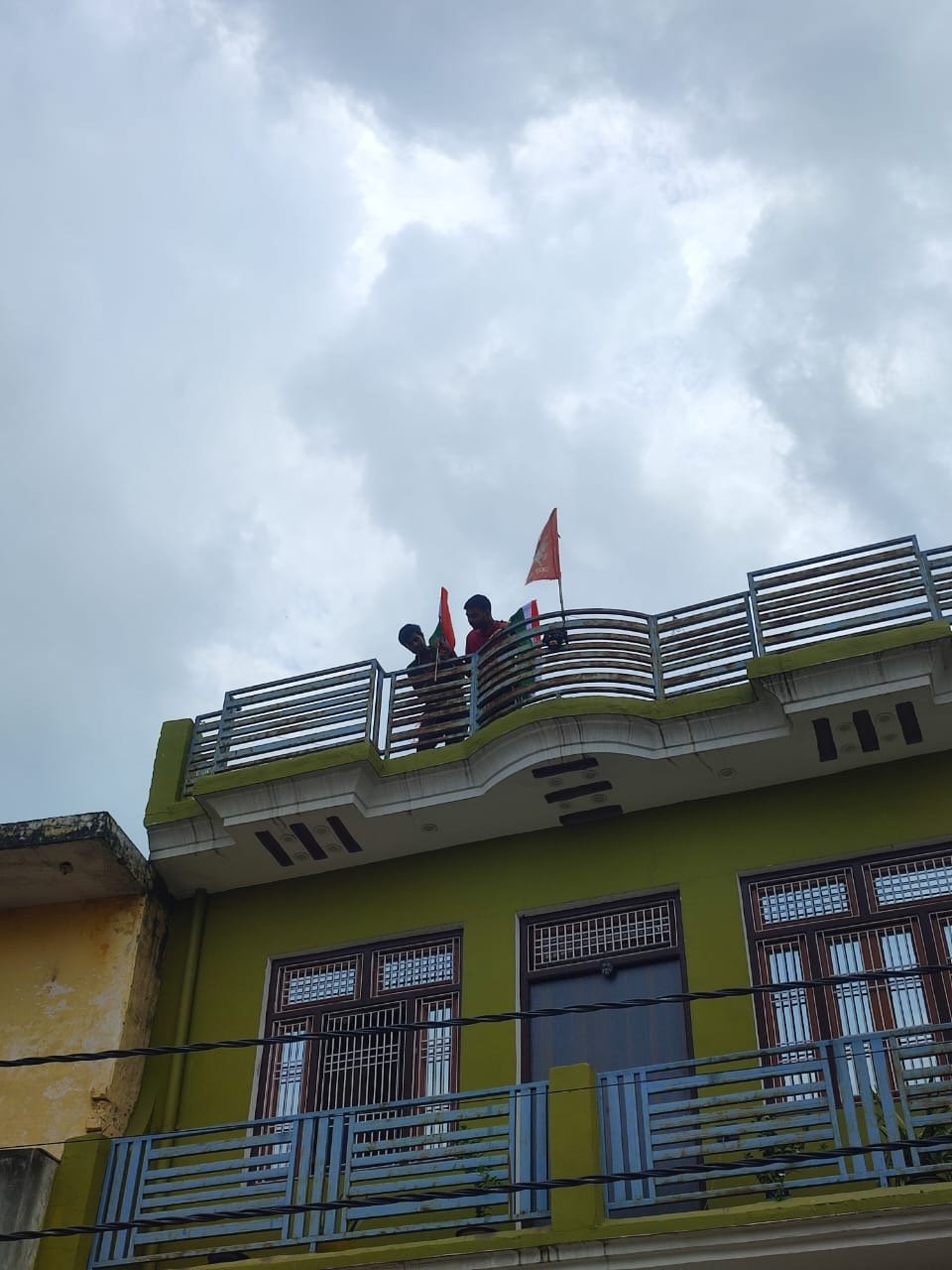 75cf5f6a-90e8-4668-b459-97ec413d5217